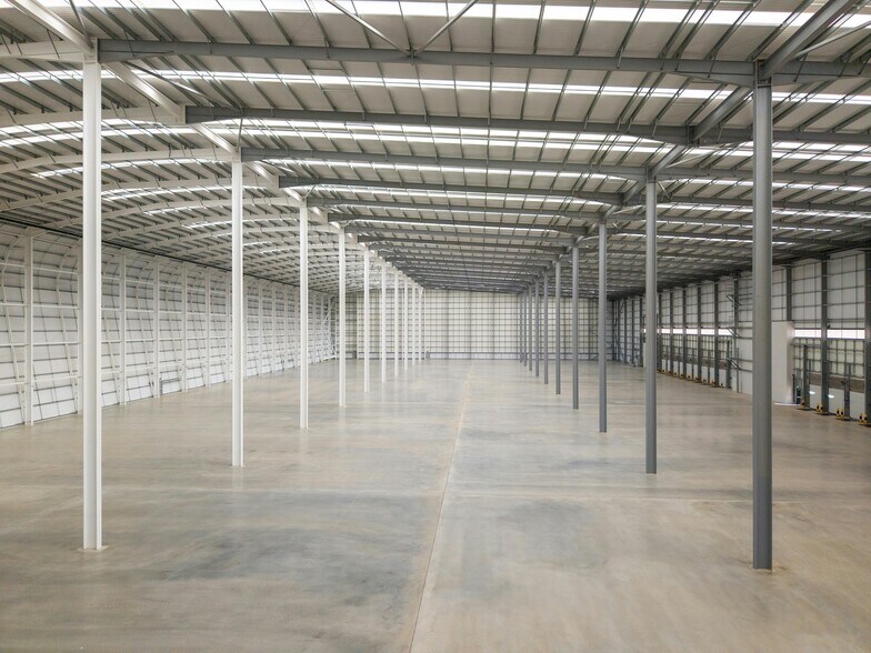 Newlands Rd, Slip End for lease - Building Photo - Image 3 of 9