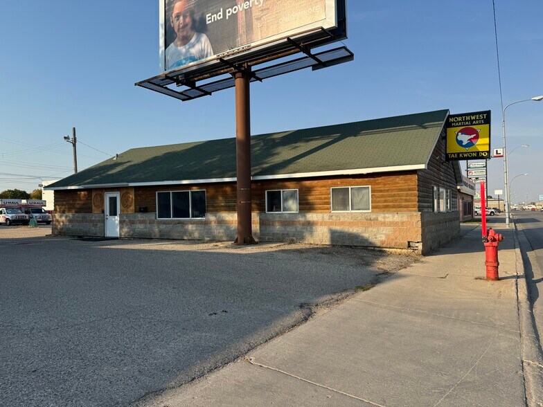 1430 Main Ave, Fargo, ND for sale - Primary Photo - Image 1 of 4