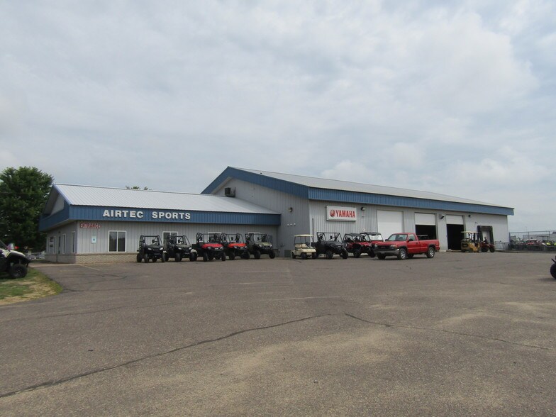 1714 Freitag Dr, Menomonie, WI for sale - Building Photo - Image 1 of 1