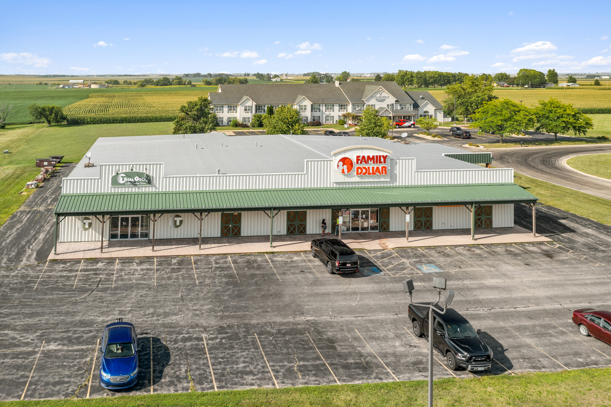 720 N Hudson St, Stockton, IL for lease Building Photo- Image 1 of 3