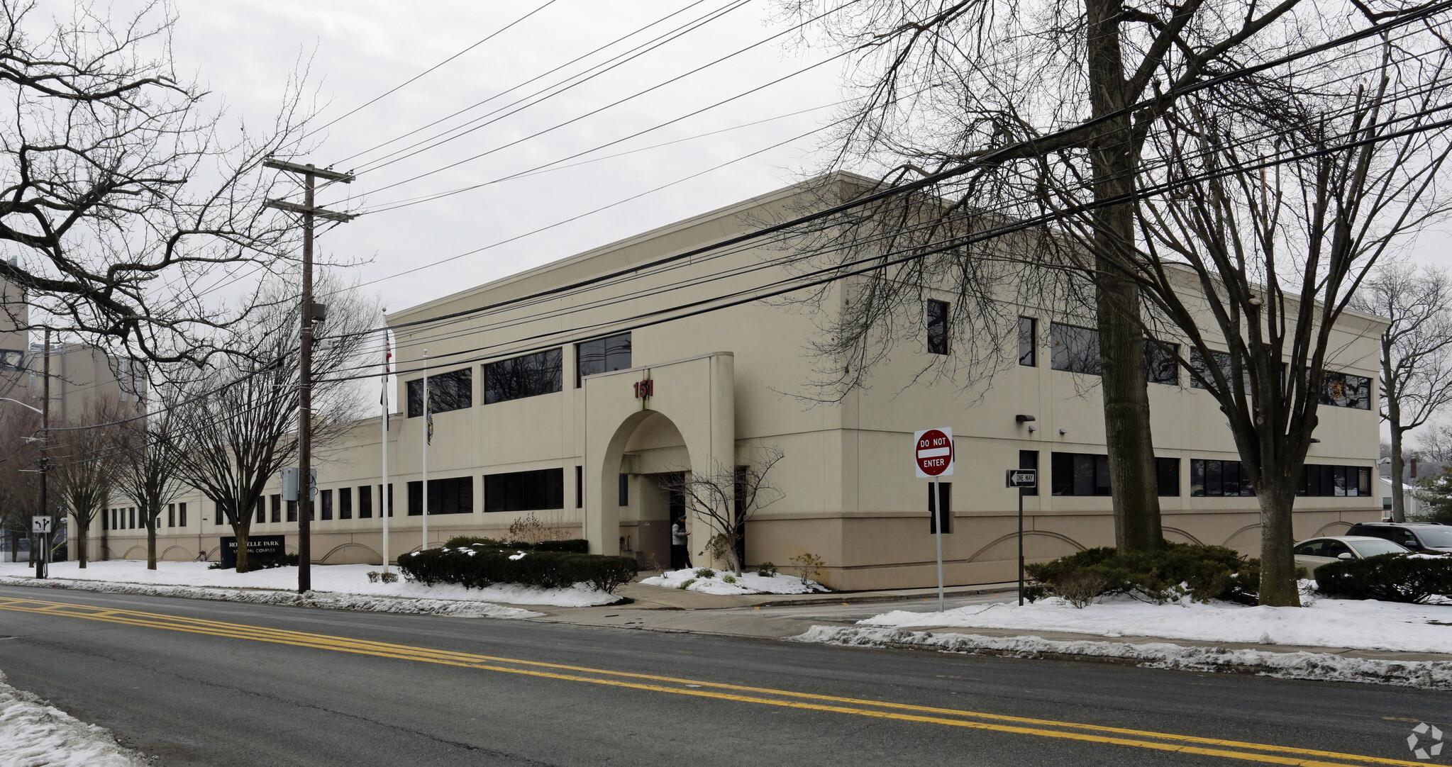 151 W Passaic St, Rochelle Park, NJ for lease Primary Photo- Image 1 of 3