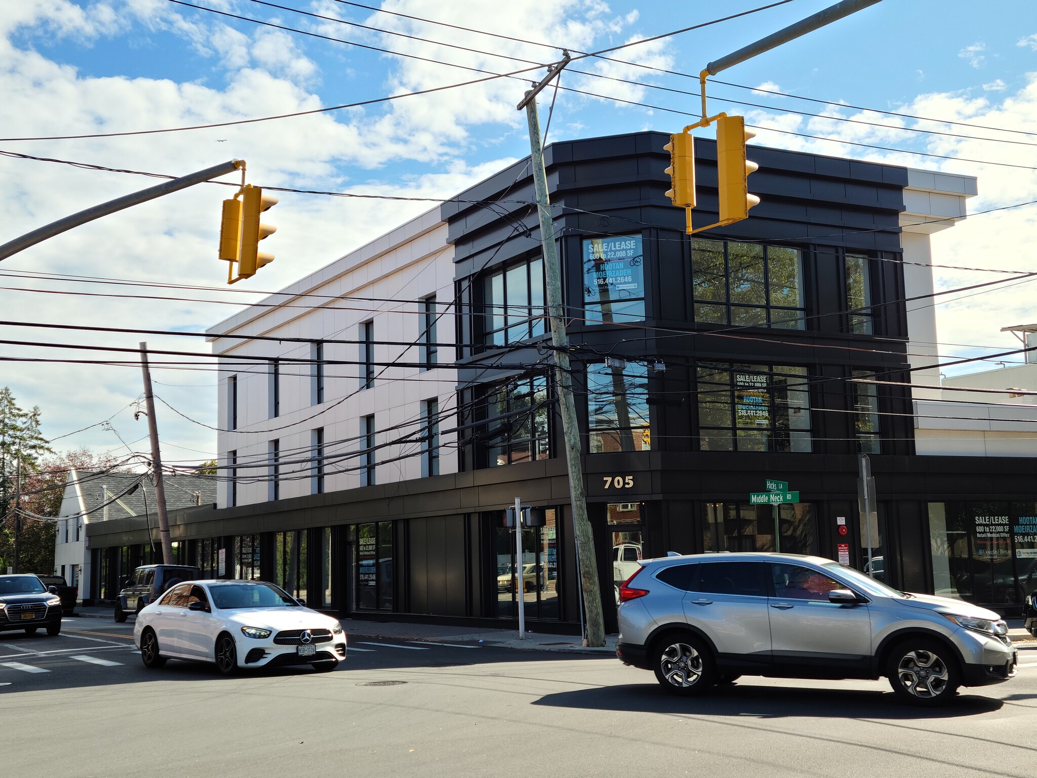 705 Middle Neck Rd, Great Neck, NY for lease Building Photo- Image 1 of 29