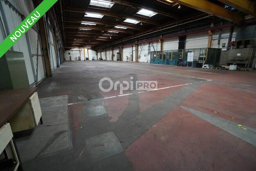 Industrial in Longvic for lease - Building Photo - Image 3 of 6