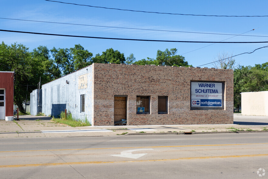 327 E Laketon Ave, Muskegon, MI for sale - Primary Photo - Image 1 of 1