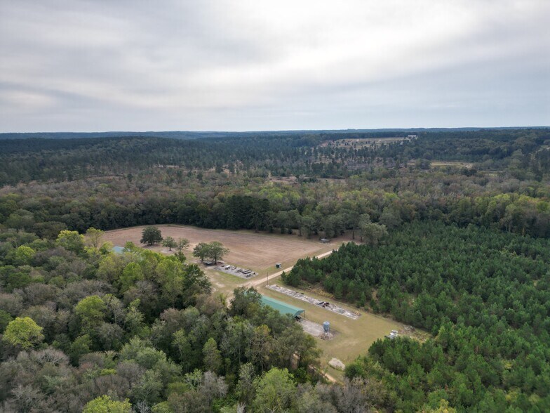 530 Muller Lake 530 Muller Lake, Saint Matthews, SC for sale - Building Photo - Image 1 of 1