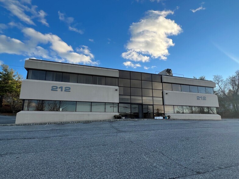 212 State Rt 94, Vernon, NJ for lease - Building Photo - Image 3 of 8