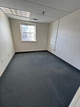 55 Woodrock Rd, Weymouth, MA for lease Building Photo- Image 2 of 9