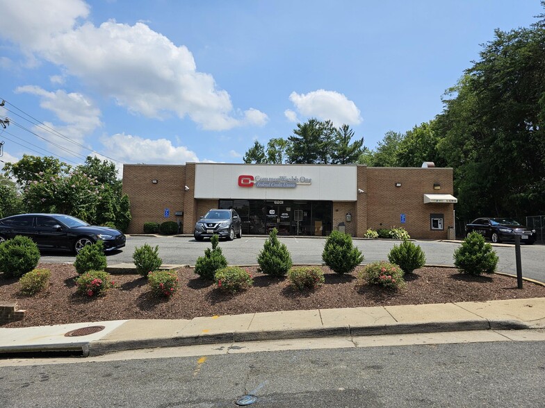 6201 Richmond Hwy, Alexandria, VA for lease - Building Photo - Image 3 of 8