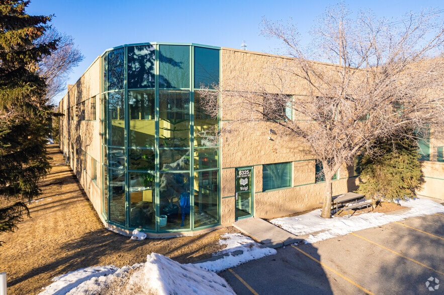 6325-6335 10th St SE, Calgary, AB for sale - Primary Photo - Image 1 of 1