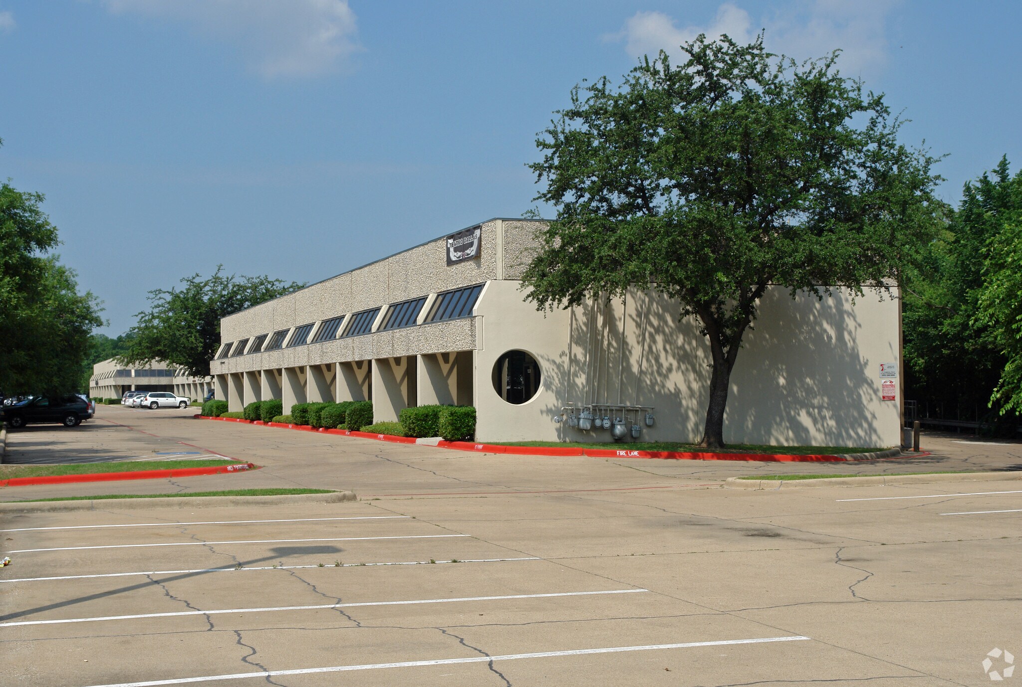 1261-1331 Record Crossing Rd, Dallas, TX for sale Primary Photo- Image 1 of 1