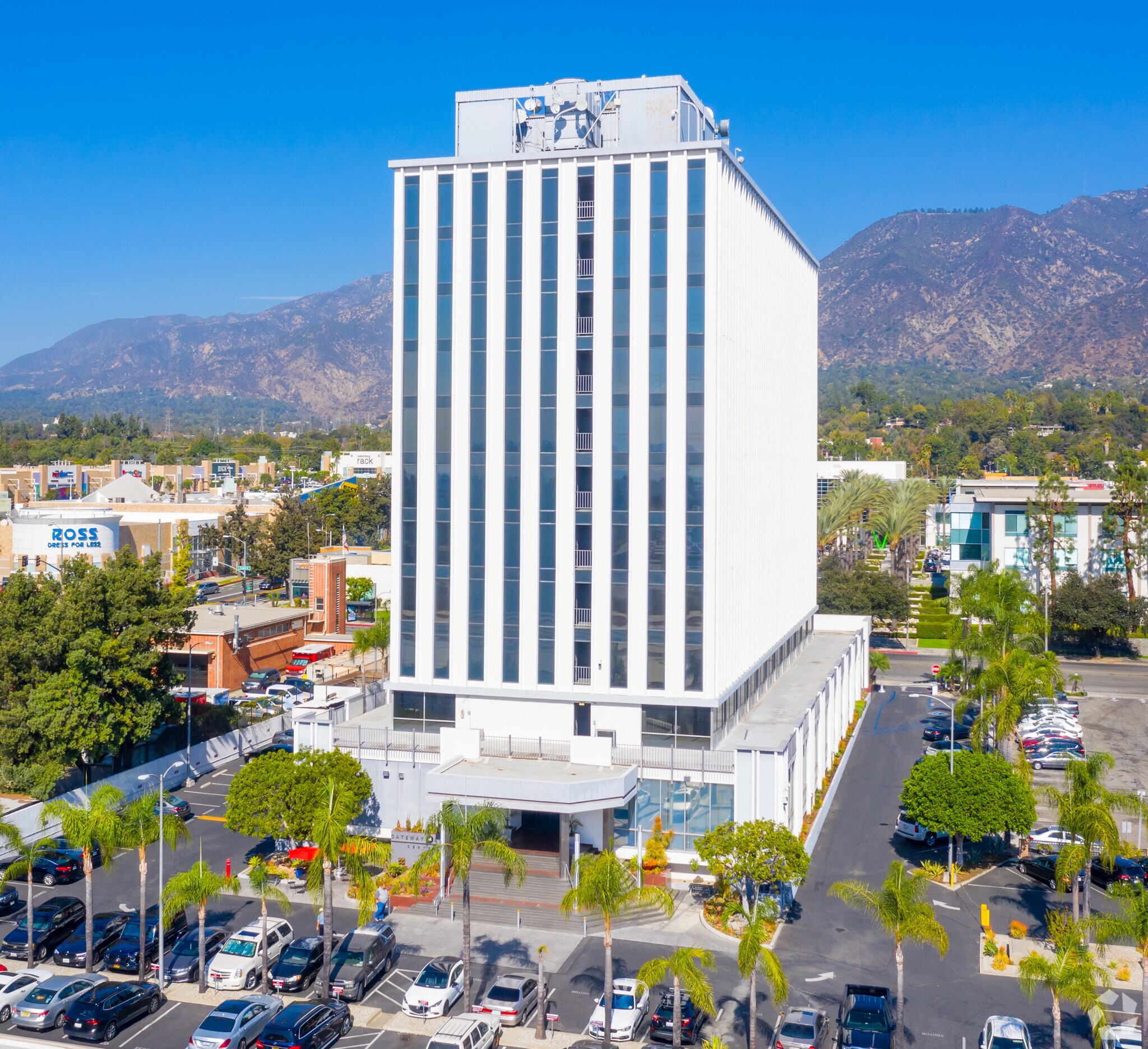 3452 E Foothill Blvd, Pasadena, CA for lease Building Photo- Image 1 of 11