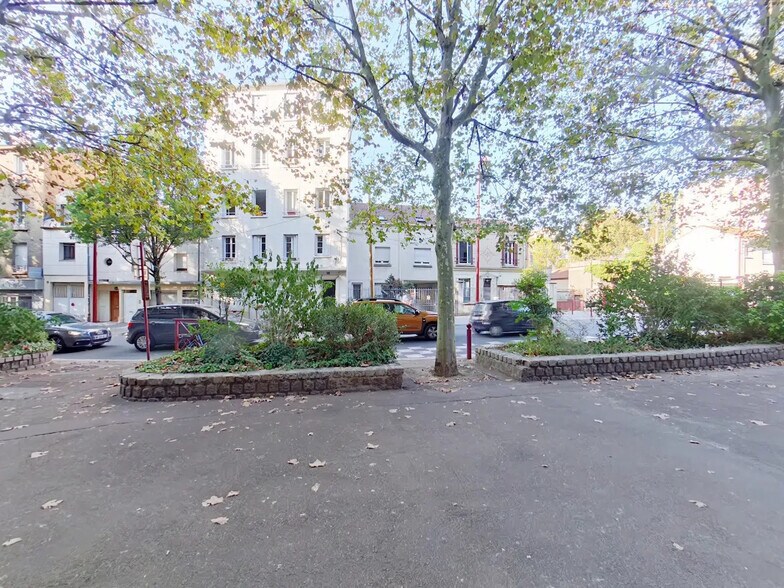 7 Avenue Du Bélvédère, Le Pré-Saint-Gervais for sale - Building Photo - Image 1 of 10