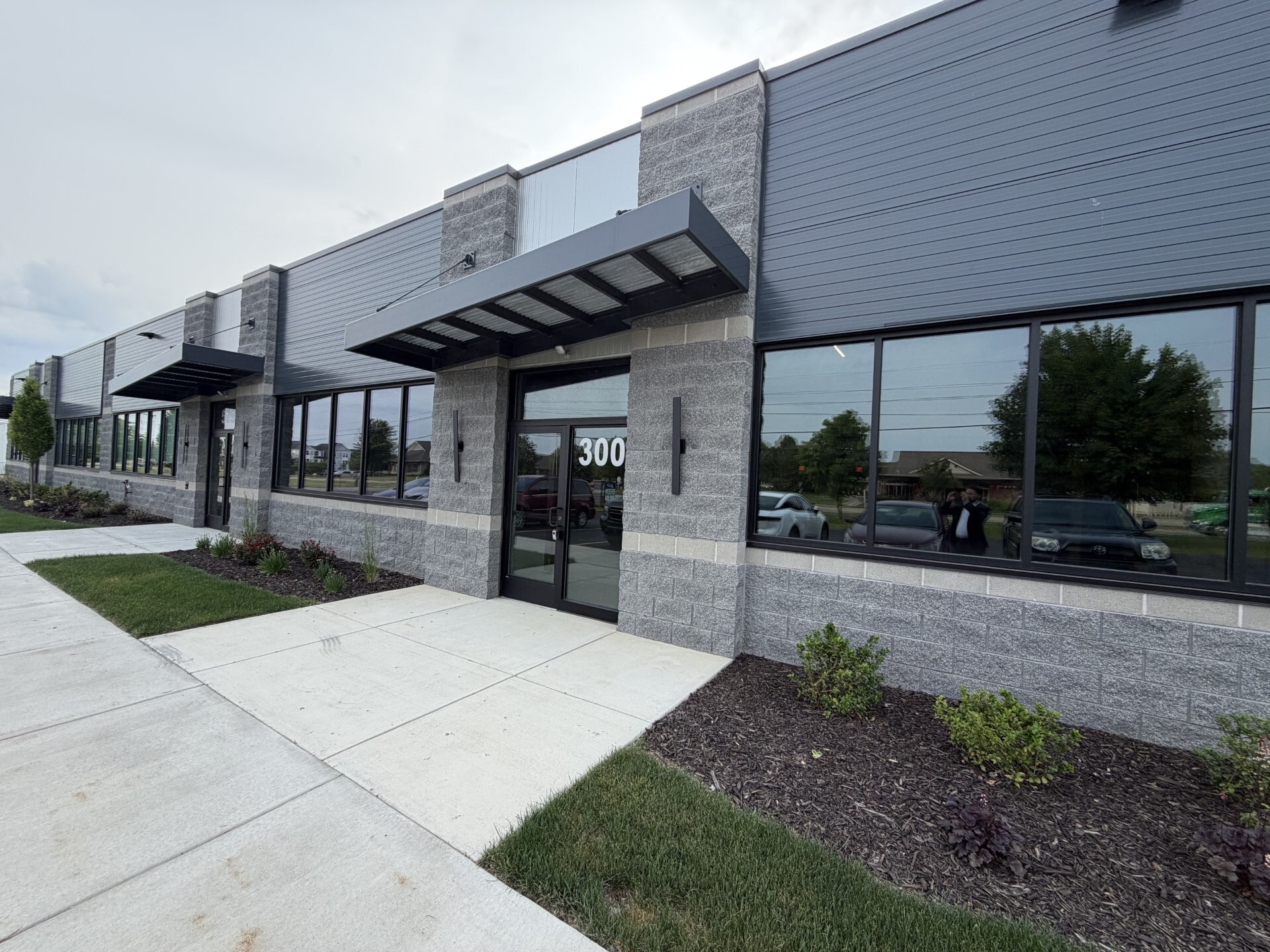5790 Balsam Dr, Hudsonville, MI for lease Interior Photo- Image 1 of 5