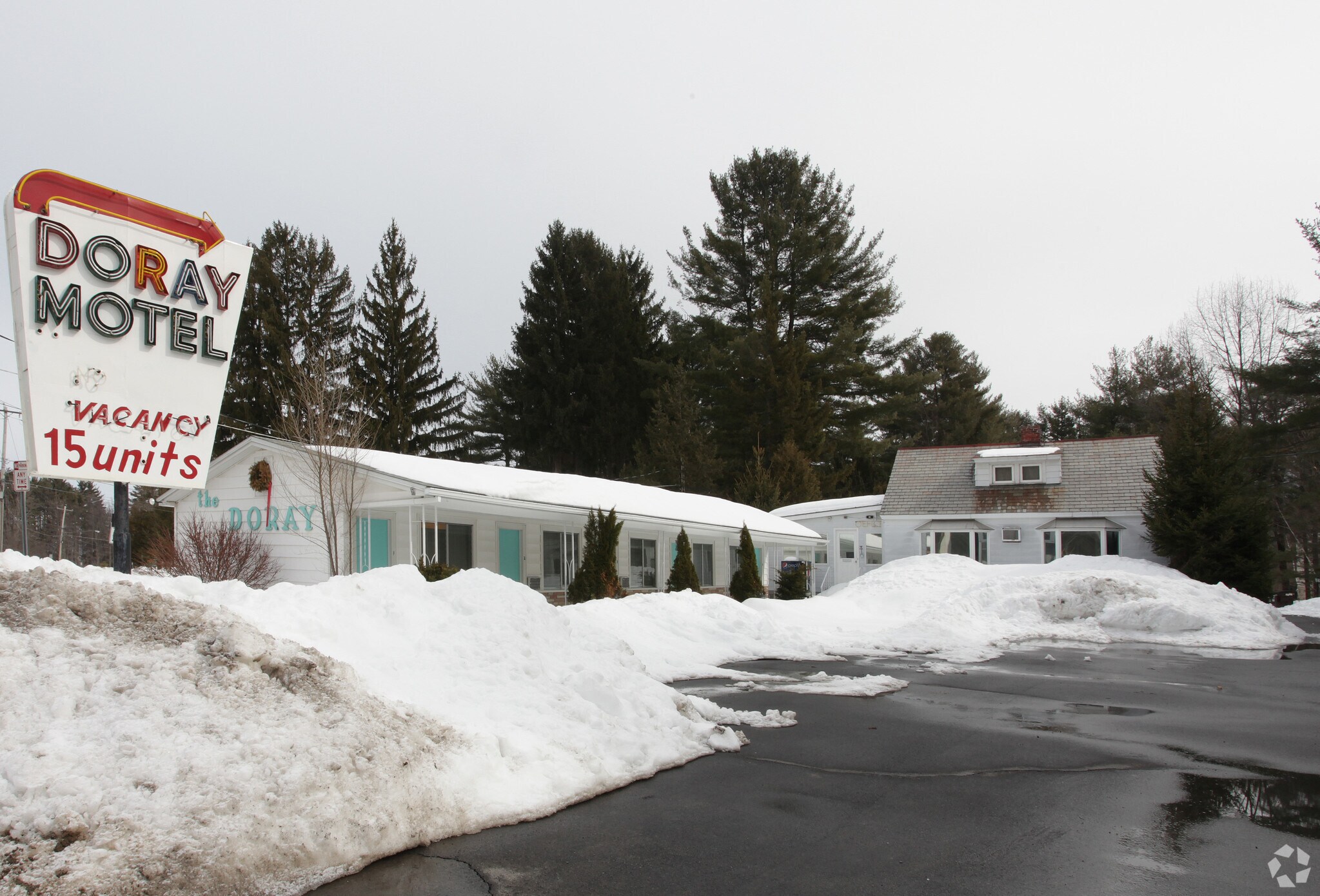 4 Fort George Rd, Lake George, NY for sale Primary Photo- Image 1 of 1