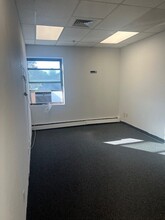 66-70 Randall Ave, Rockville Centre, NY for lease Interior Photo- Image 2 of 2