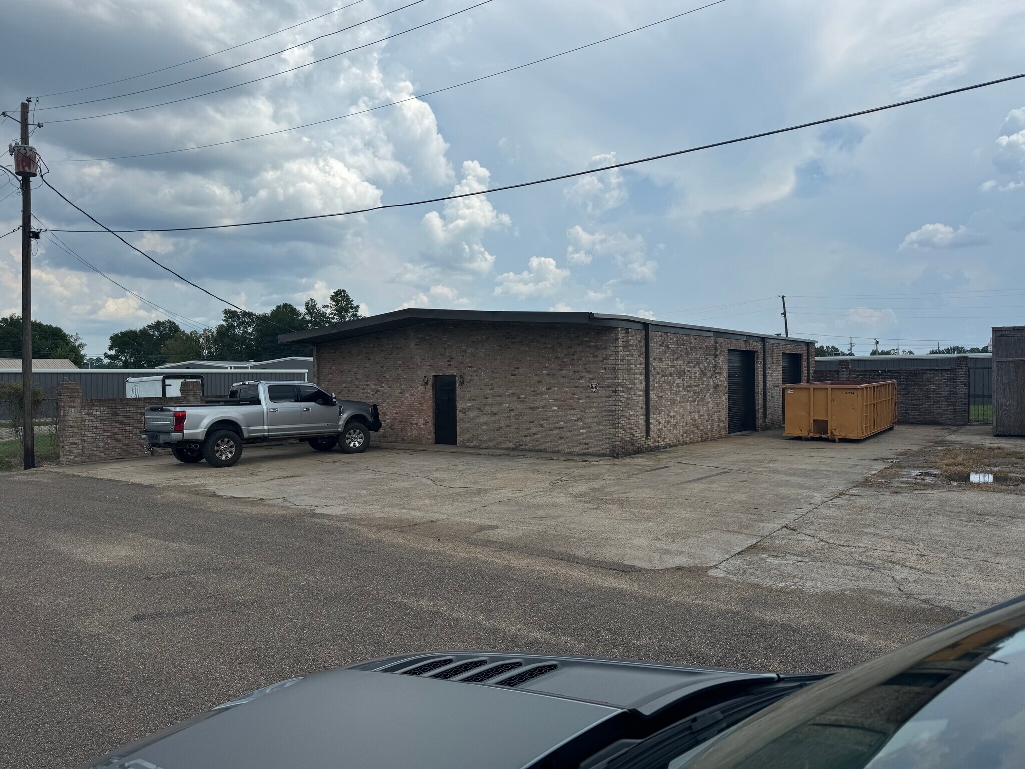 157 Mckay Cir, Jackson, MS for sale Building Photo- Image 1 of 1