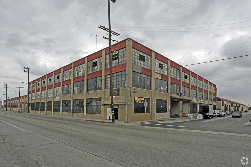 4851 S Alameda St, Los Angeles, CA for lease - Primary Photo - Image 3 of 18