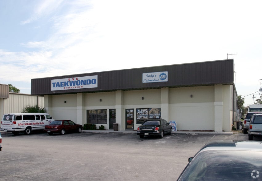 12741 Metro Pky, Fort Myers, FL for lease - Building Photo - Image 2 of 3