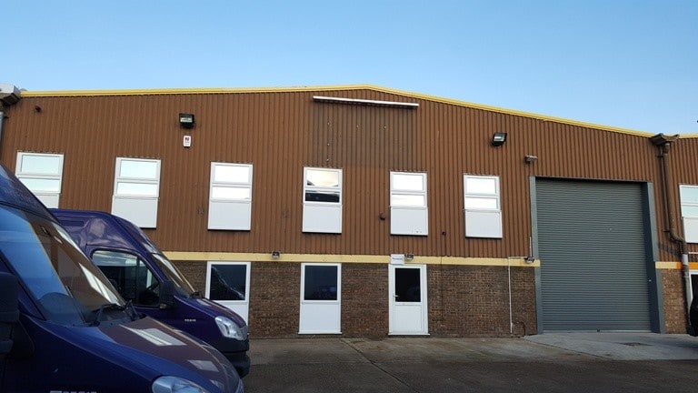 Hammonds Dr, Eastbourne for sale Primary Photo- Image 1 of 1