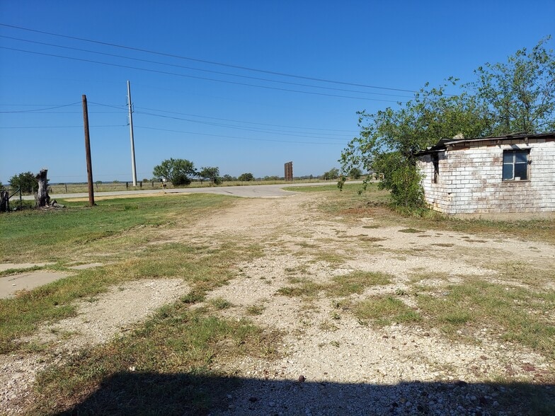 3210 State Highway 36, Gatesville, TX for sale - Building Photo - Image 3 of 8