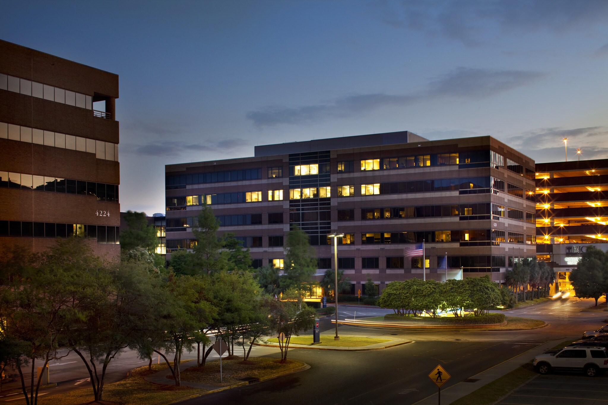 4228 Houma Blvd, Metairie, LA 70006 East Jefferson Medical Plaza