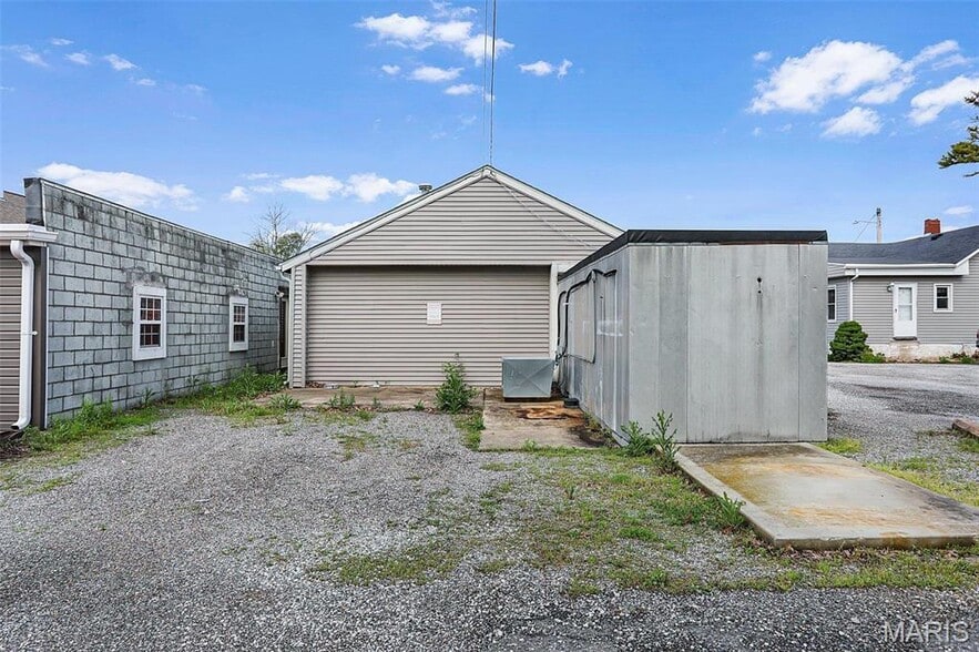 2112 S Center St, Maryville, IL for sale - Building Photo - Image 3 of 20