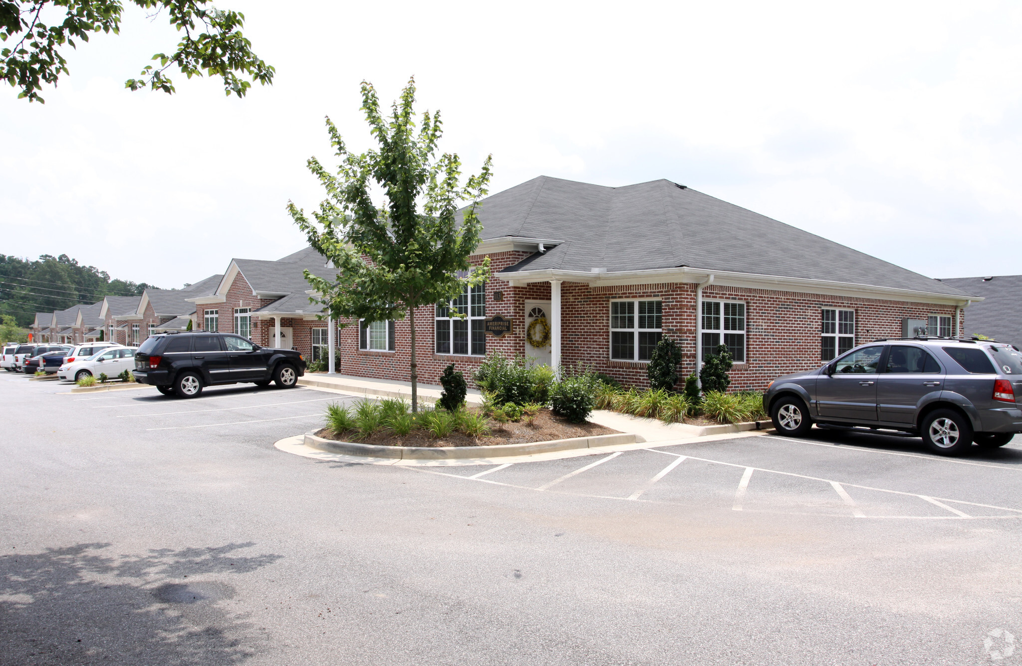 418 Pirkle Ferry Rd, Cumming, GA for lease Building Photo- Image 1 of 7