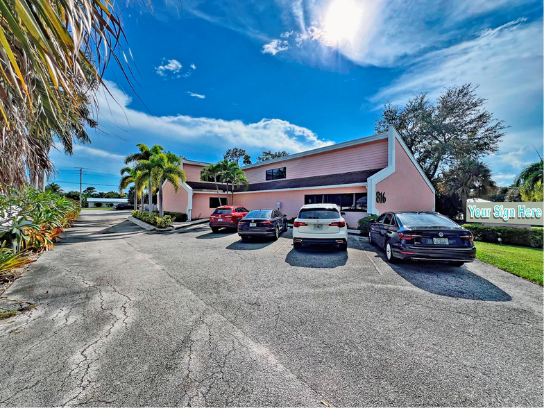 816 SE Ocean Blvd, Stuart, FL for sale - Building Photo - Image 1 of 31