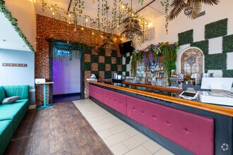 418 - 436 NW 6th Ave, Portland, OR for sale Interior Photo- Image 1 of 16