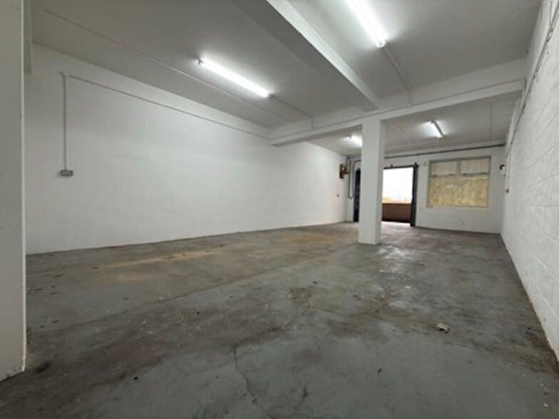 East Ln, Wembley for lease - Building Photo - Image 3 of 13