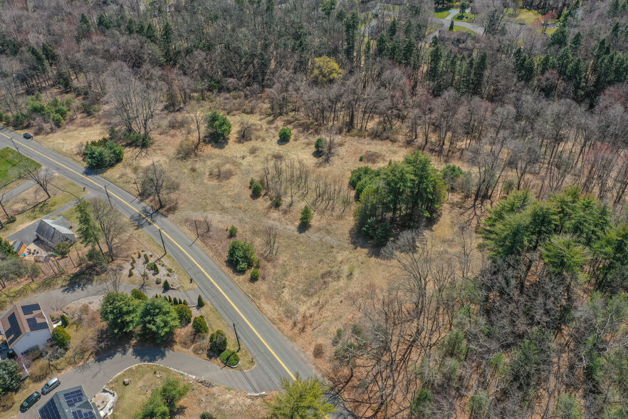 45 Hoskins Rd, Simsbury, CT for sale - Aerial - Image 2 of 4