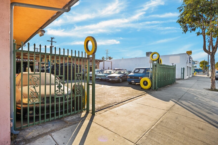 4616 Firestone Blvd, South Gate, CA for sale - Building Photo - Image 3 of 16