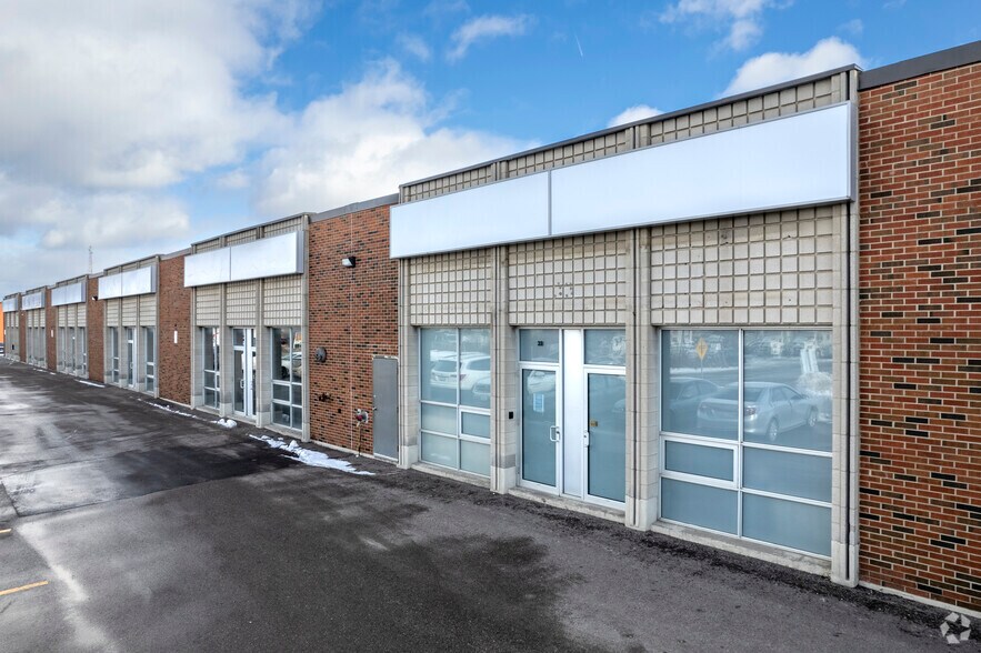 11-53 Stafford Dr, Brampton, ON for lease - Building Photo - Image 3 of 4