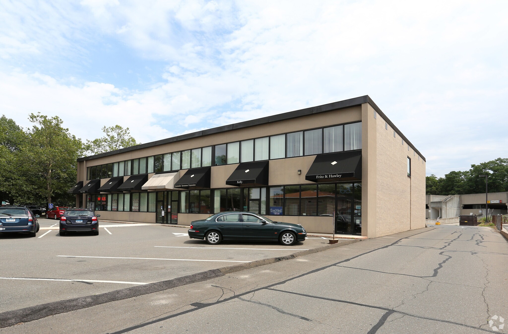 2313 Whitney Ave, Hamden, CT for sale Primary Photo- Image 1 of 1