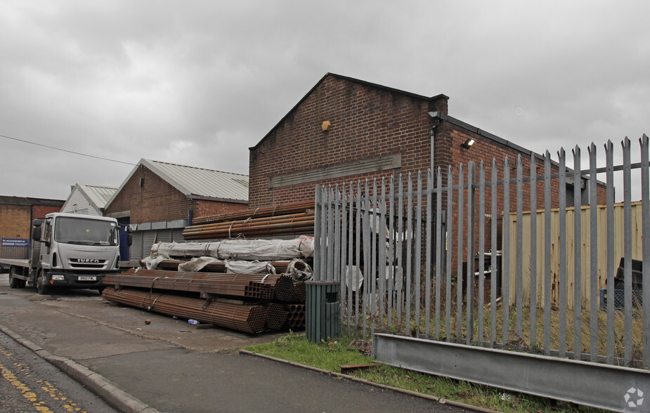 Frederick St, Walsall for lease - Primary Photo - Image 1 of 2