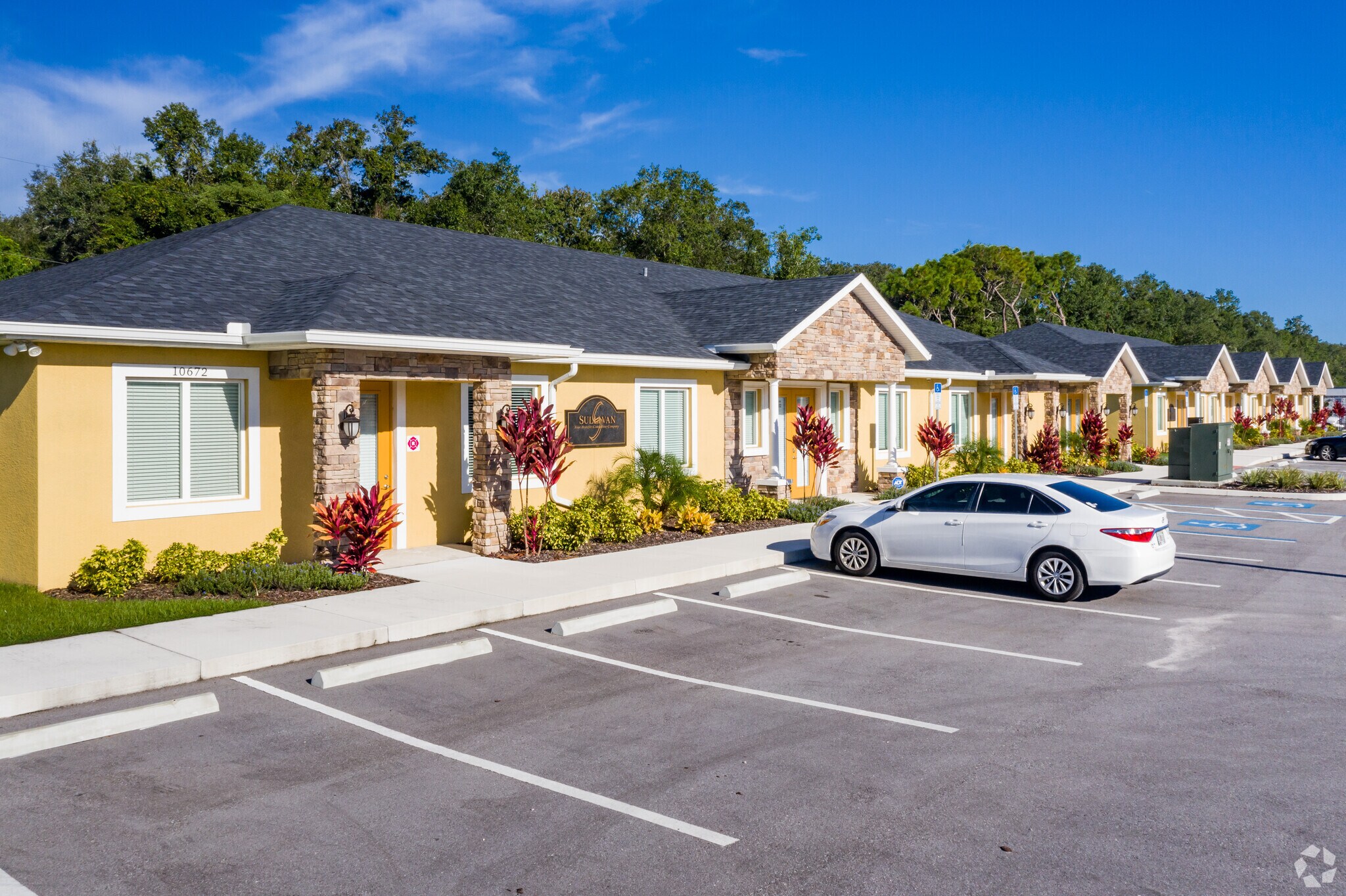 10672 Bloomingdale Ave, Riverview, FL for sale Primary Photo- Image 1 of 1