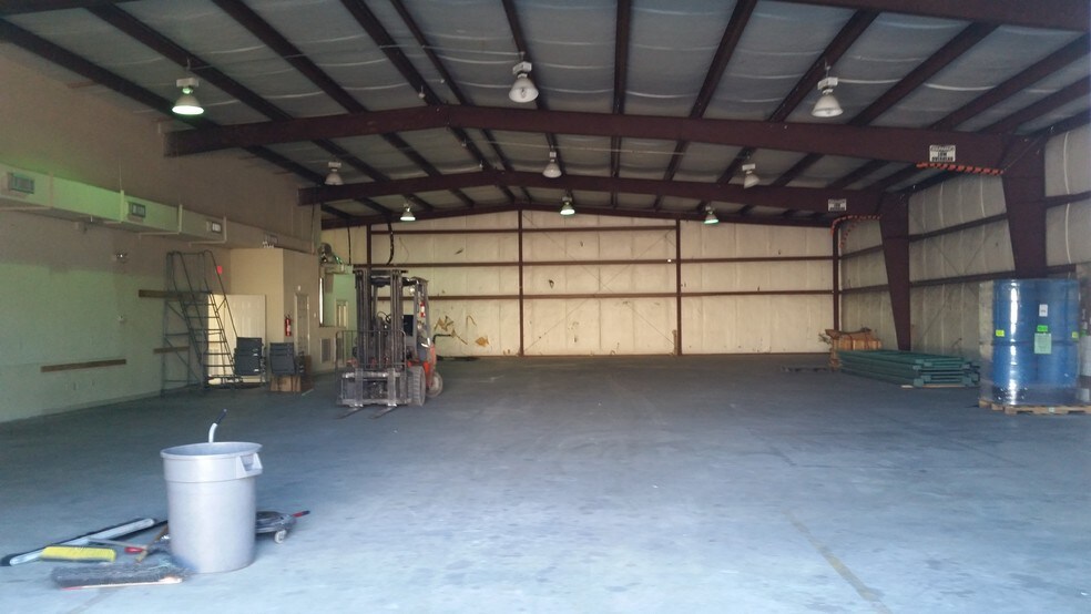 17588 Hard Hat Dr, Covington, LA for sale - Building Photo - Image 2 of 8