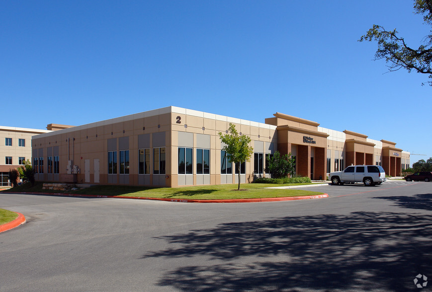 607 E Sonterra Blvd, San Antonio, TX for lease - Primary Photo - Image 1 of 7