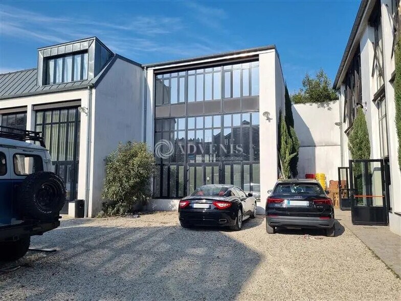 Office in Arcueil for lease - Building Photo - Image 2 of 10