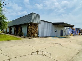 3904 Ayers Rd, Fort Smith AR - Warehouse