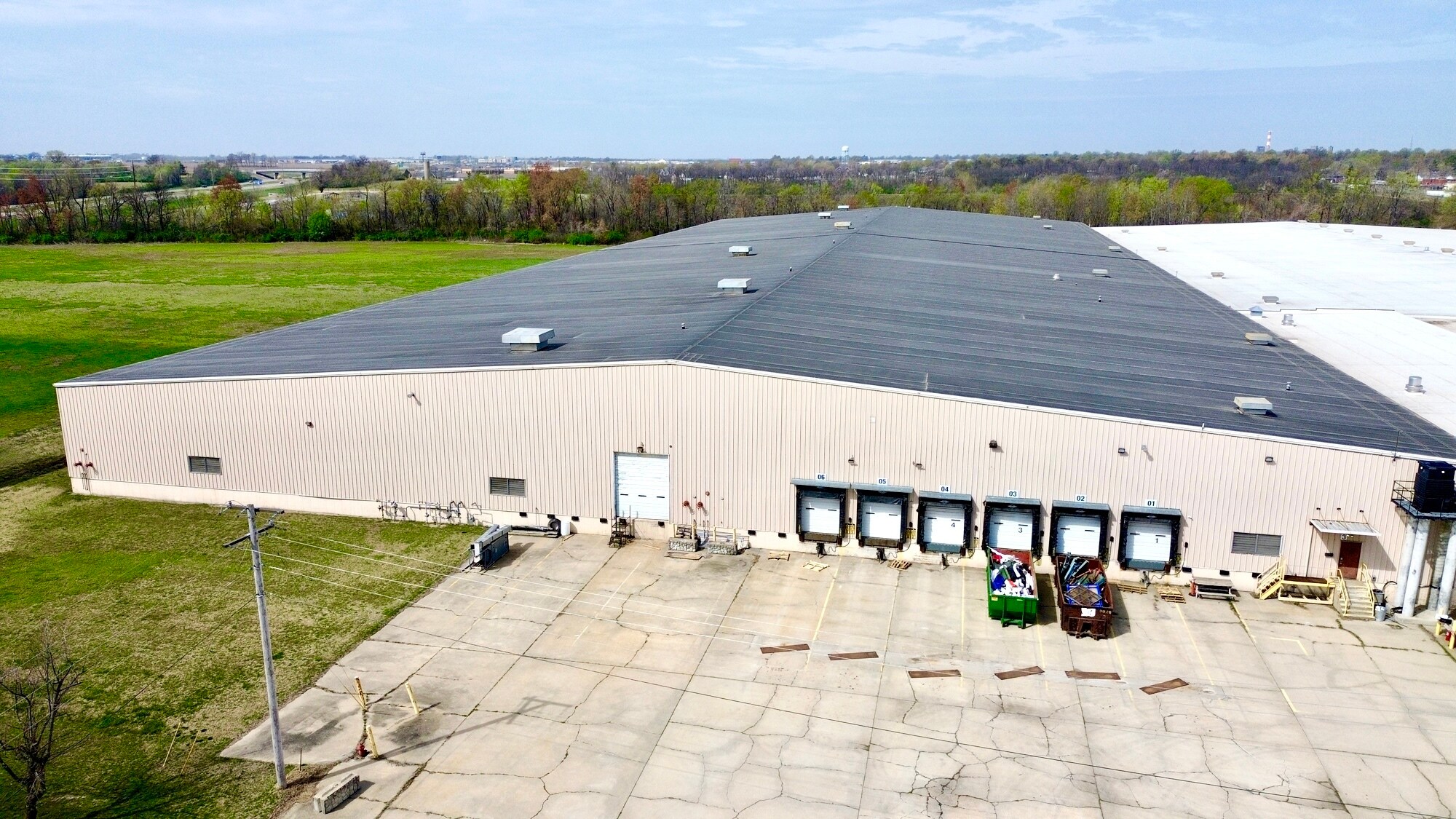 103 S Acres St, Sikeston, MO for lease Building Photo- Image 1 of 29