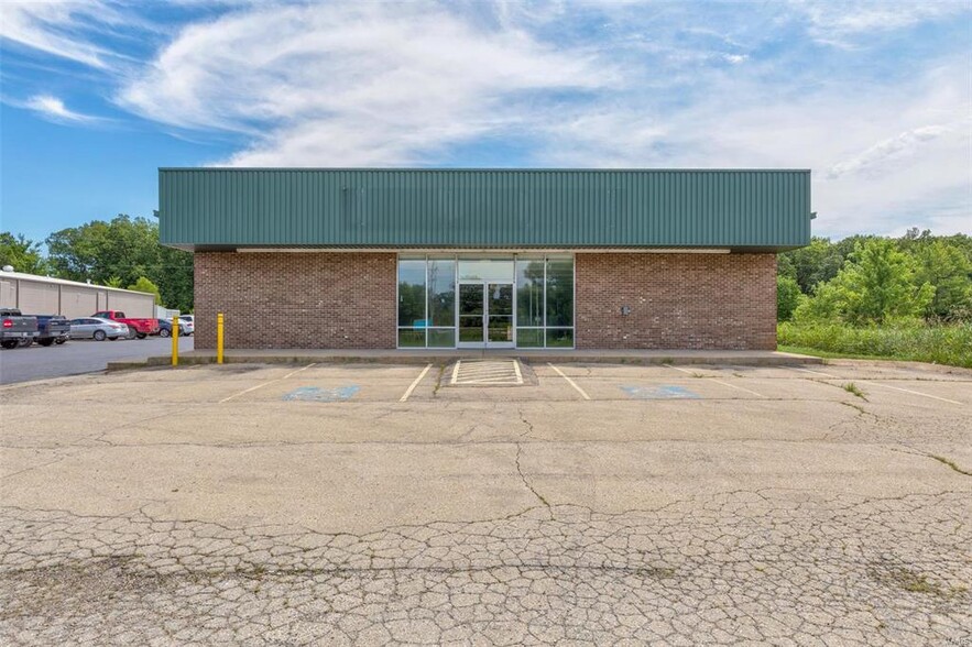 405 Center St, Bismarck, MO for sale - Building Photo - Image 1 of 1