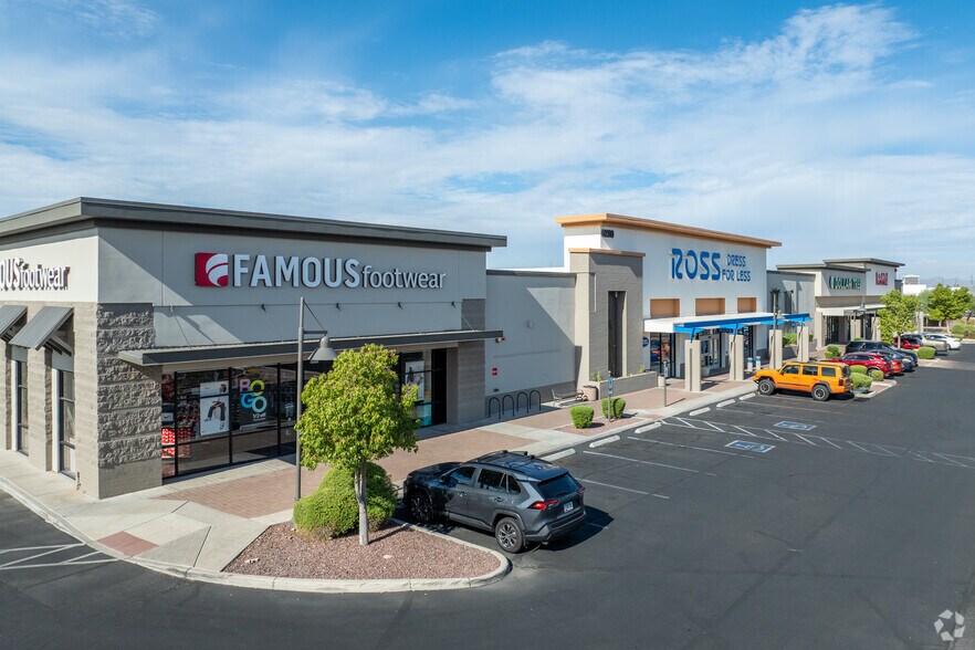 6200-6270 E Broadway Blvd, Tucson, AZ for lease - Building Photo - Image 1 of 13
