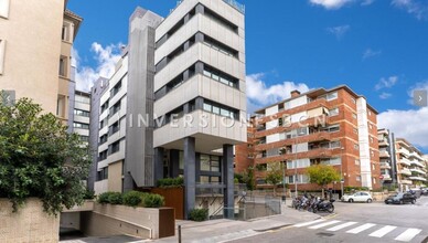 Office/Medical in Barcelona, Barcelona for lease Building Photo- Image 1 of 16