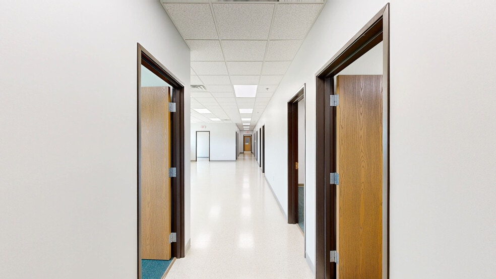 1060 Commerce Dr, Farwell, MI for sale - Matterport 3D Scan - Image 3 of 25