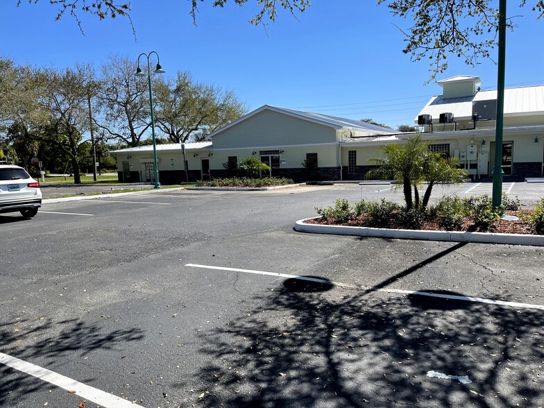 20 E Melbourne Ave, Melbourne, FL for lease - Building Photo - Image 3 of 6