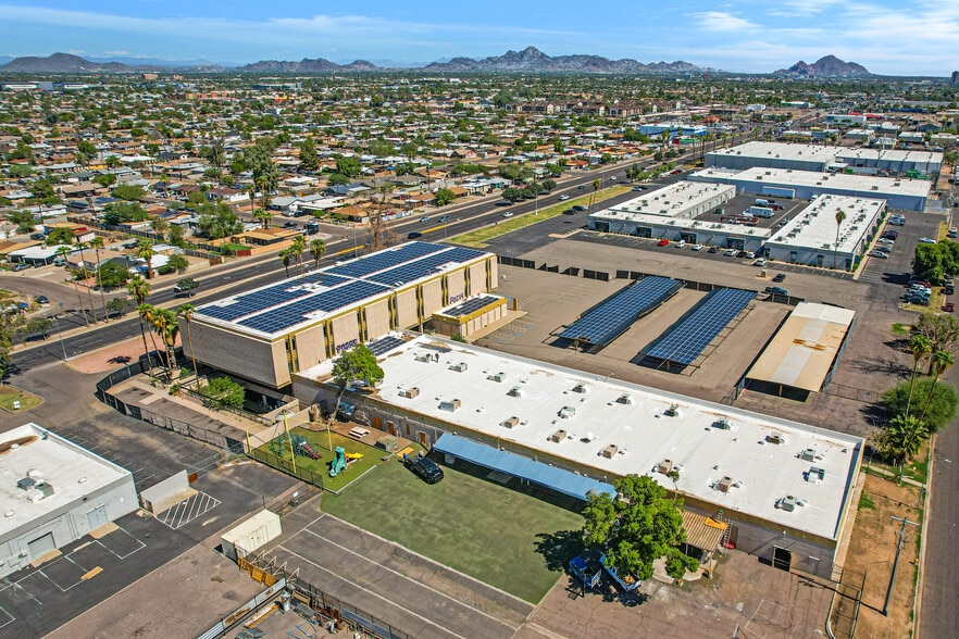 3001 W Indian School Rd, Phoenix, AZ for sale - Building Photo - Image 3 of 55