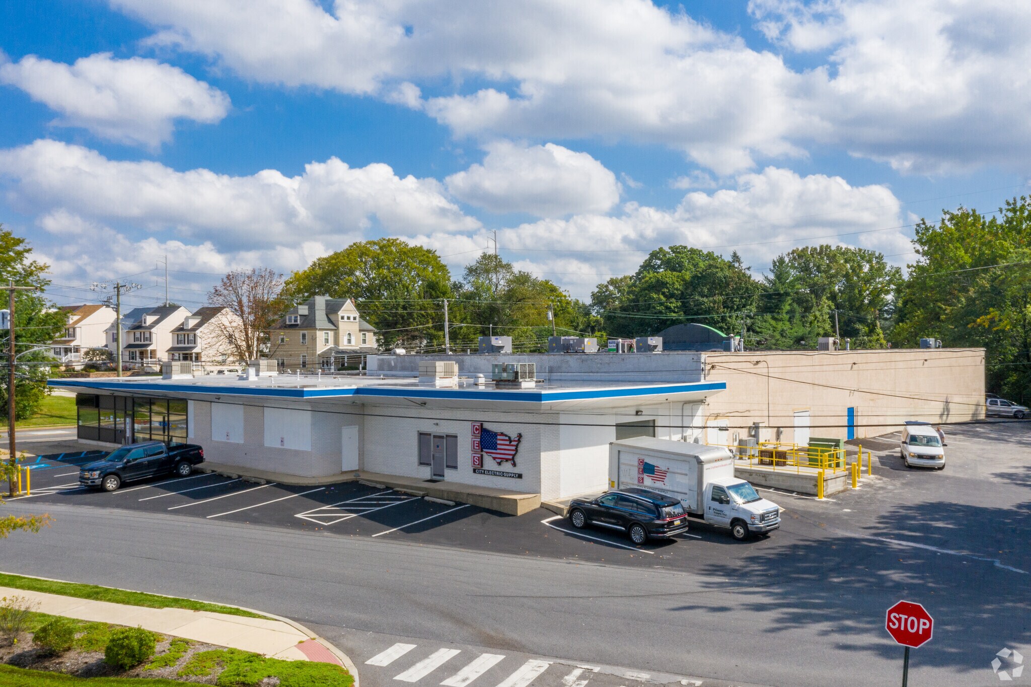 199 Kedron Ave, Folsom, PA for lease Primary Photo- Image 1 of 25