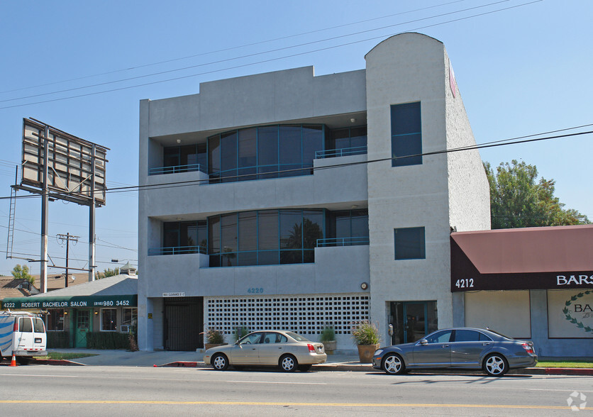 4220 Lankershim Blvd, North Hollywood, CA for sale - Building Photo - Image 1 of 1