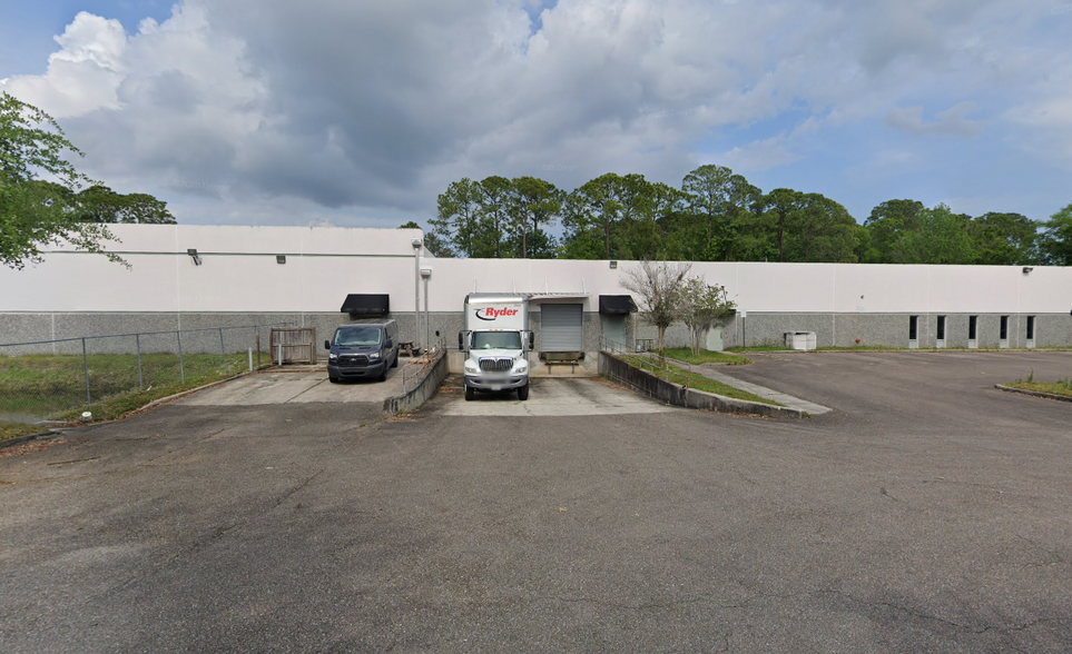 5343 Bowden Rd, Jacksonville, FL for lease - Building Photo - Image 2 of 3